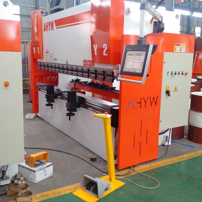 AHYW DA58T hydraulische CNC Press Brakes 125 Ton